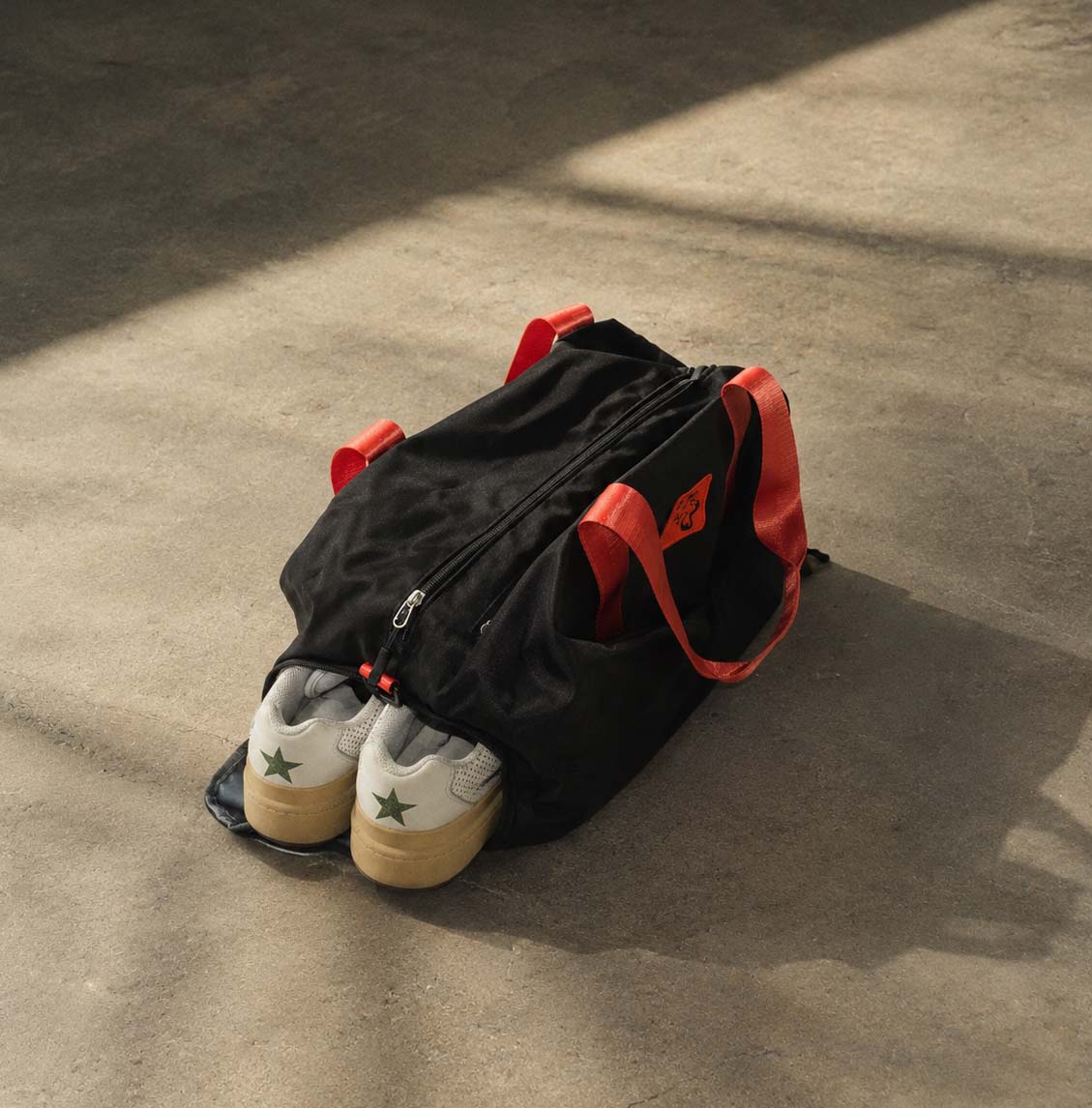 How to Pack a Work-to-Gym Bag (Without Everything Smelling Like Your Workout)