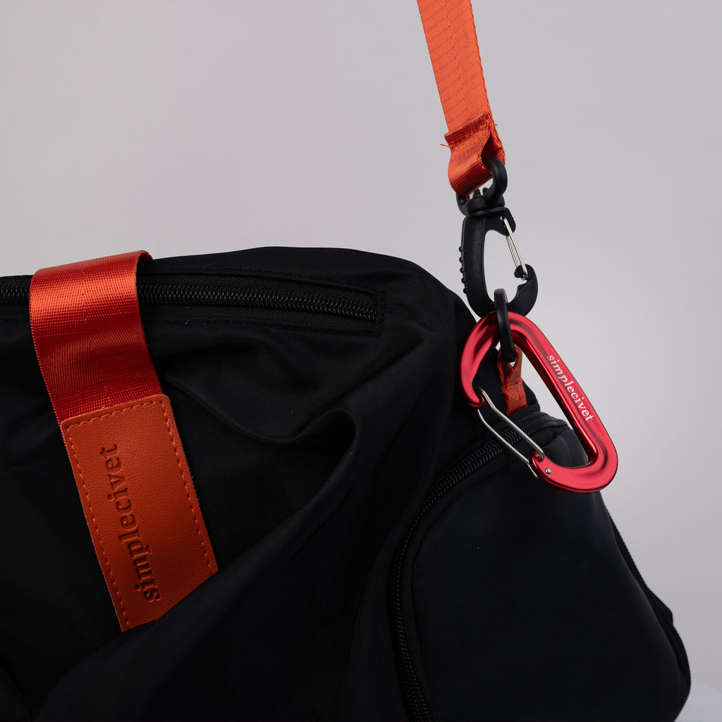simplecivet 12kN carabiner accessory in red and black