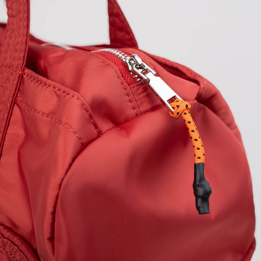 baby gym bag with front and back velcro pockets