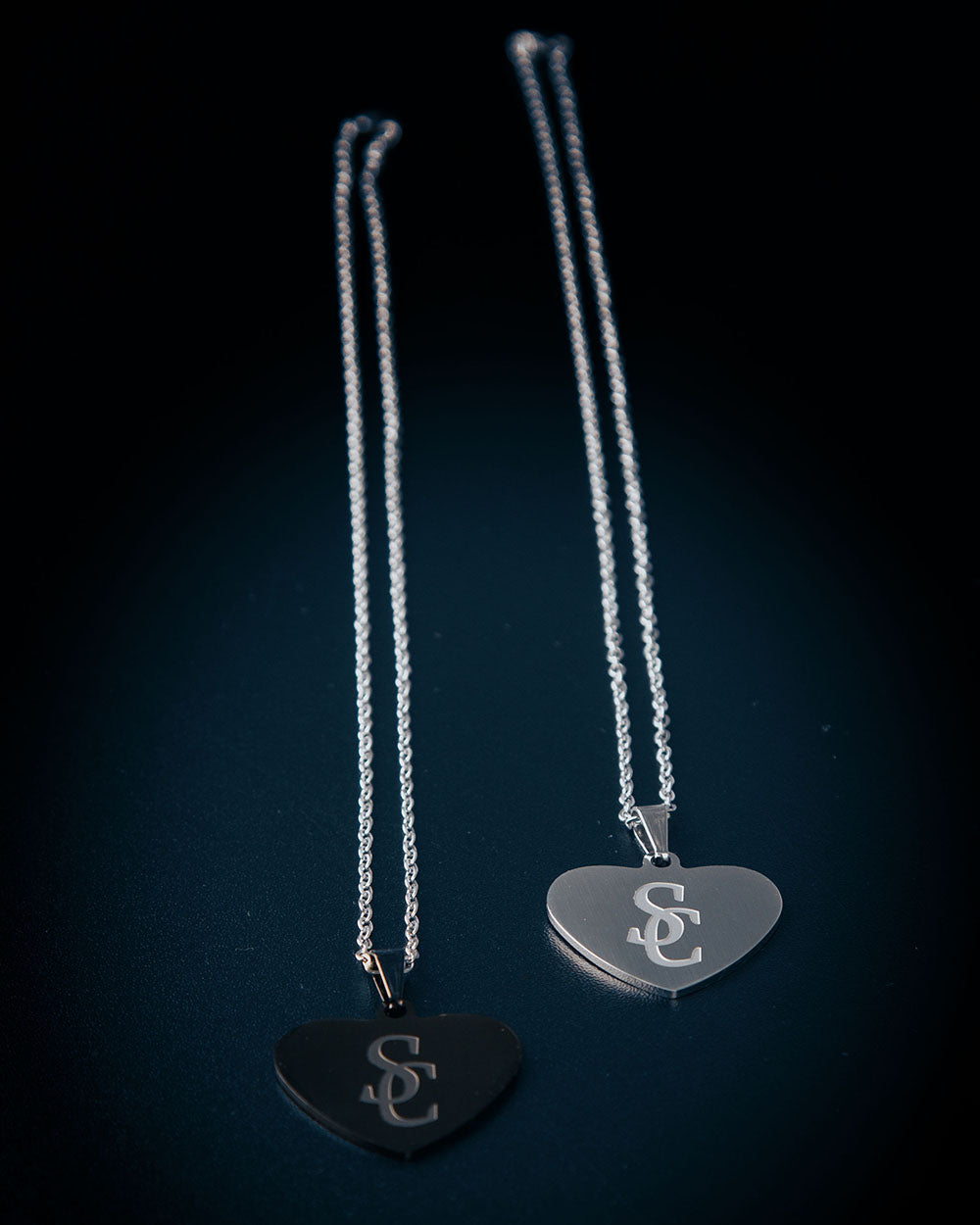 tarnish-resistant stainless steel engraved heart necklace