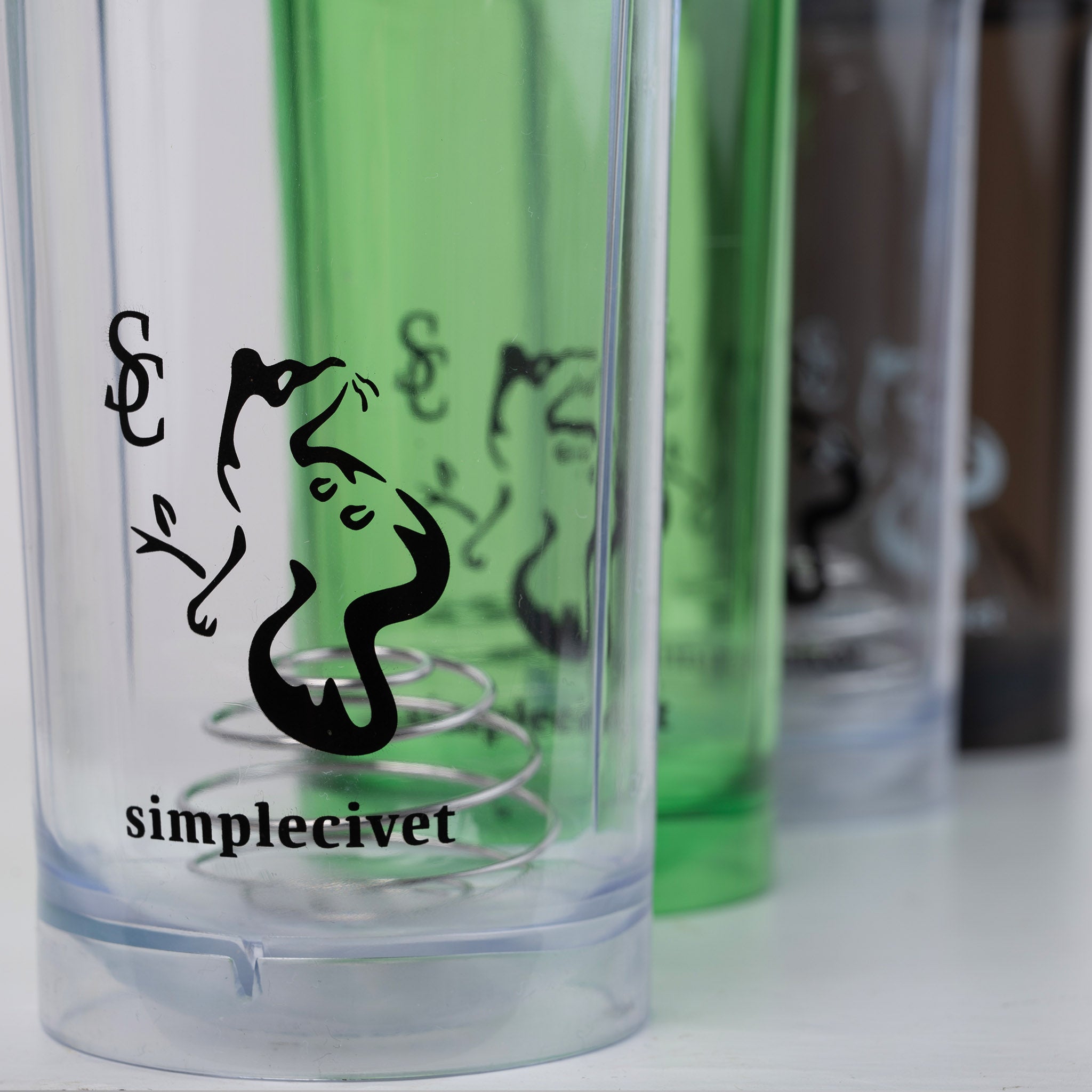 Simplecivet | Protein Shaker Bottle with Handle – Sports & Gym Drink Mixer